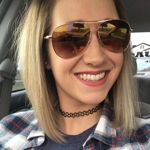 Meet your Posher, Makena